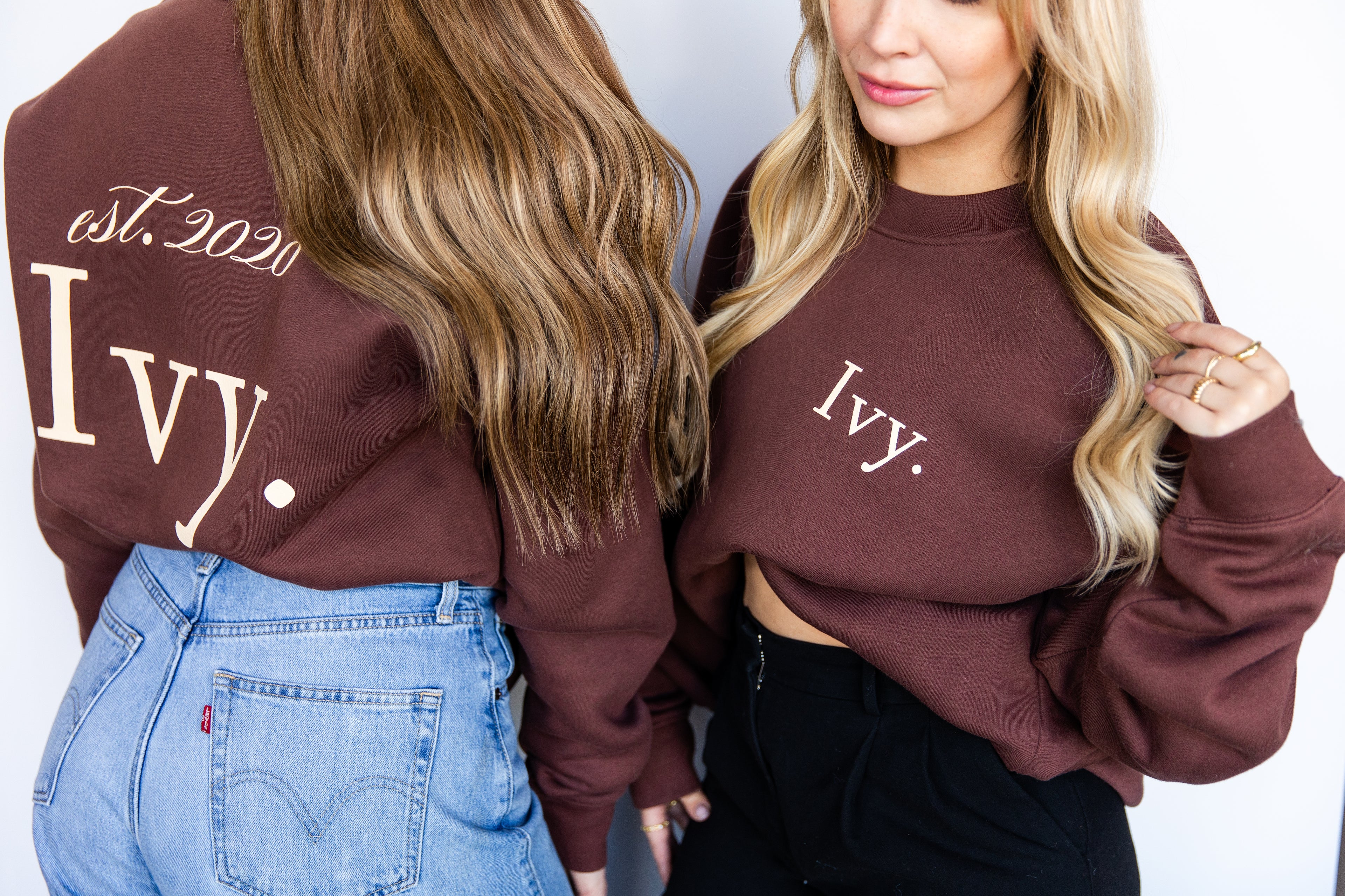 Ivy Signature Crewneck - Chocolate Brown